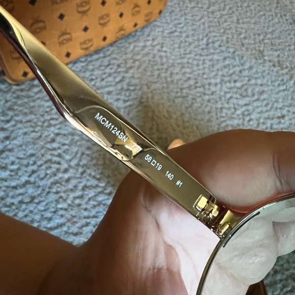 MCM authentic bundle - Picture 8 of 9